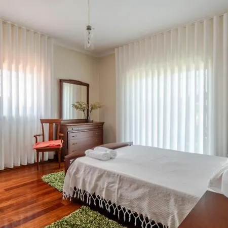 Holiday home Casa Da Carrica